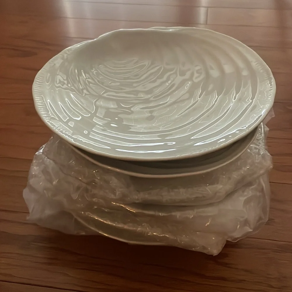 SIX - 8” pottery barn clam shell plates